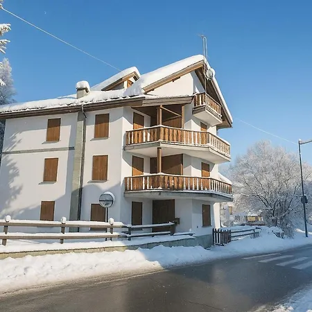 Margherita Center - Happy