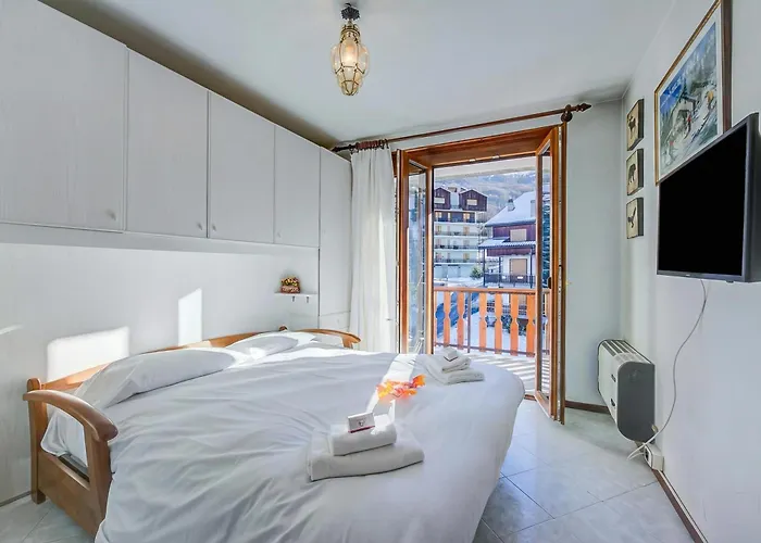 Margherita Center - Happy